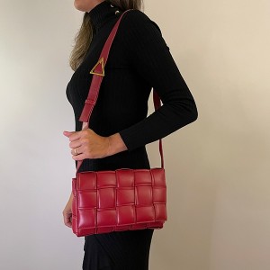Bolsa Tiracolo Trançada Couro Sintético Vermelho