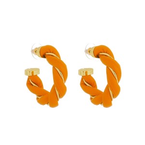 Brinco Argola Trançado em Couro Laranja e Dourado