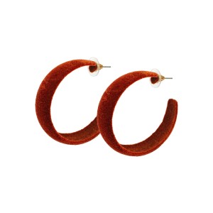 Brinco Argola Veludo Caramelo