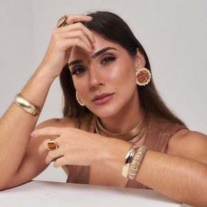 Brinco Sol Dourado com Quartzo Laranja