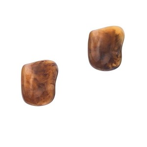 Brinco Botão Abaulado em Resina Caramelo