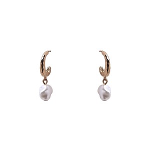 Brinco Argola Oval Dourado Com Pérola