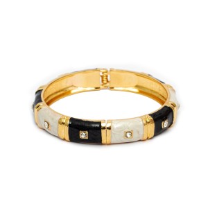 Pulseira Bracelete Dourado Esmaltado 2 cores Branco e Preto